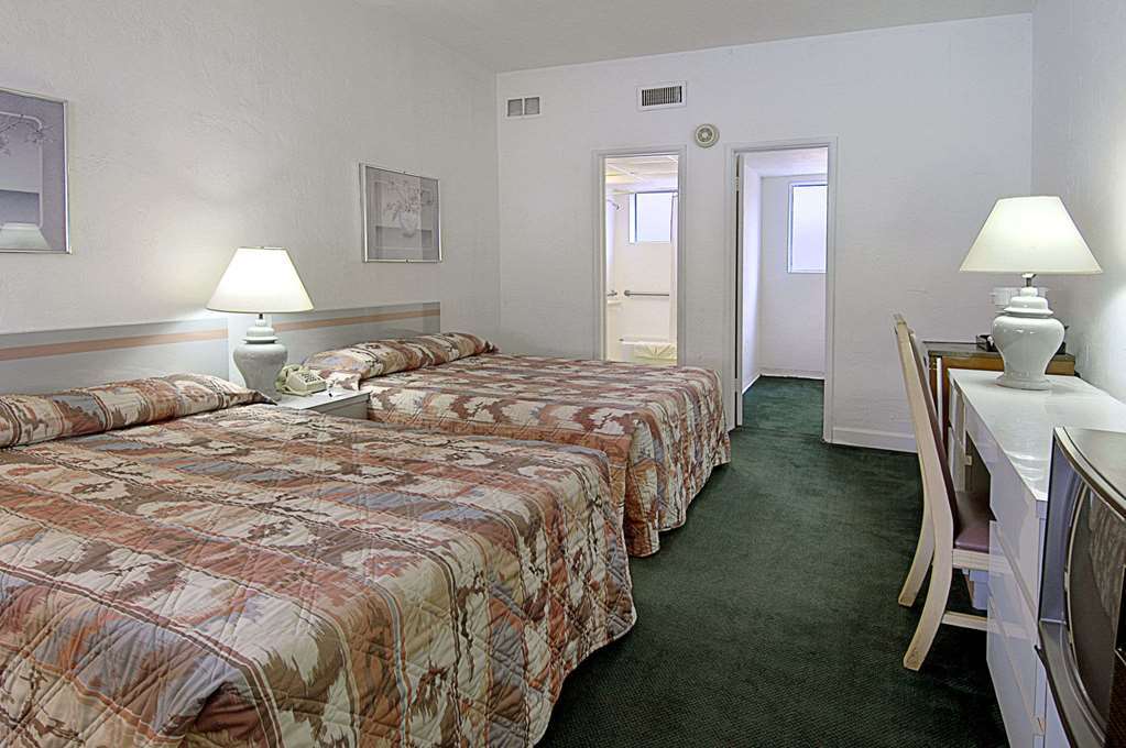 Travelodge Monaco Beach Resort Sunny Isles Beach Oda fotoğraf