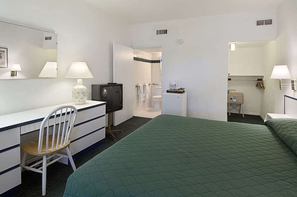 Travelodge Monaco Beach Resort Sunny Isles Beach Dış mekan fotoğraf